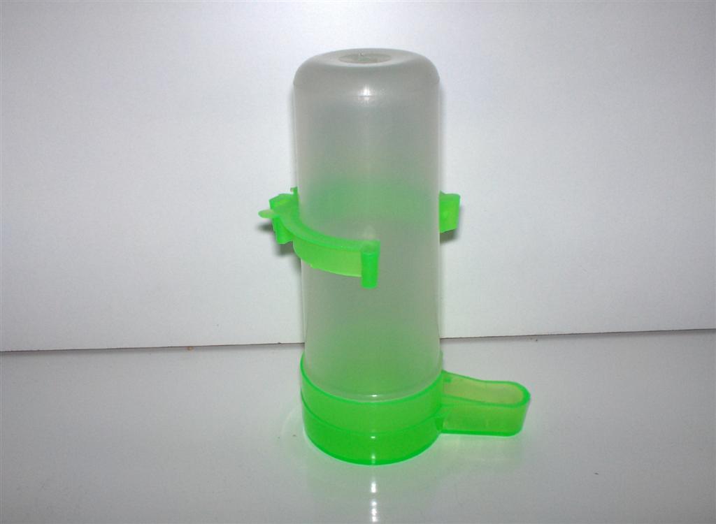 WATERER 40X110mm (110CC) LOOSE (Small) WATERER 40X110mm (110CC) LOOSE (Small)