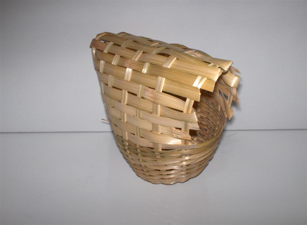 FINCH NEST HOODED (RATTAN) 13X16CM FINCH NEST HOODED (RATTAN) 13X16CM