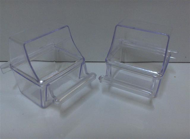 HOODED CAGE REPLACEMENT DRINKER/FEEDER HOODED CAGE REPLACEMENT DRINKER/FEEDER