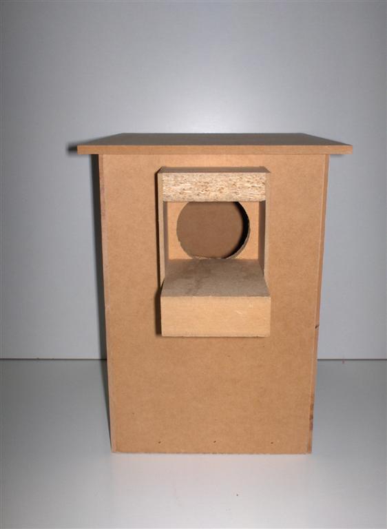 WOODEN LOVEBIRD BREEDING BOX 14cmW x 23cmH x 17cmD - Click Image to Close