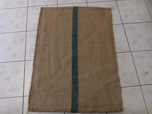 REPLACEMENT HESSIAN BAG - (LARGE GREEN) REPLACEMENT HESSIAN BAG - (LARGE GREEN)