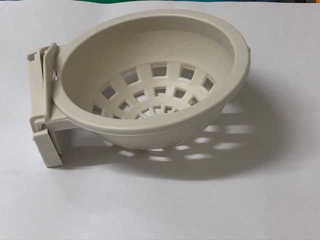 Plastic pan w bracket 10cm Plastic pan w bracket 10cm