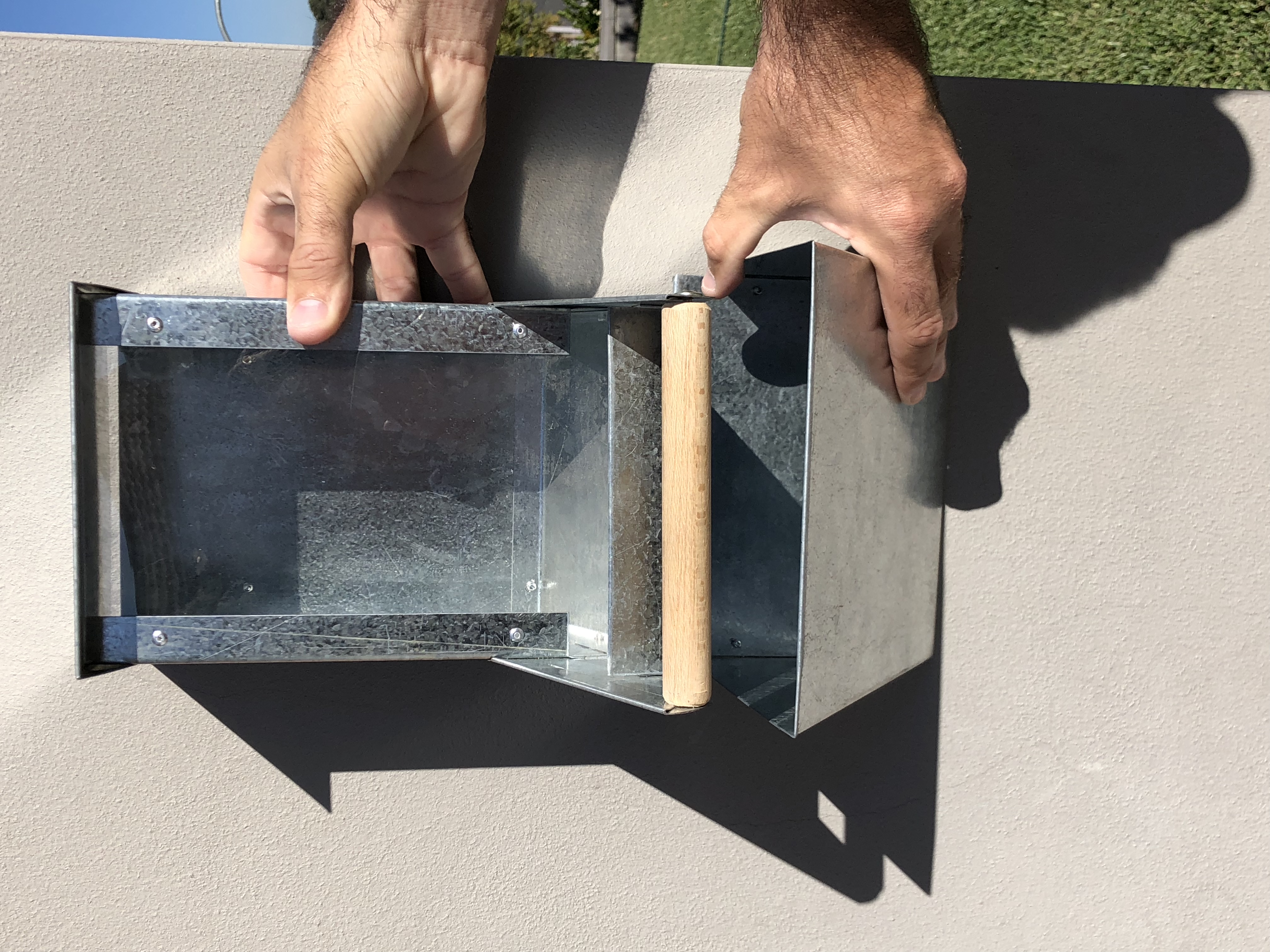 Single Galvanised Aviary Hopper Single Galvanised Aviary Hopper