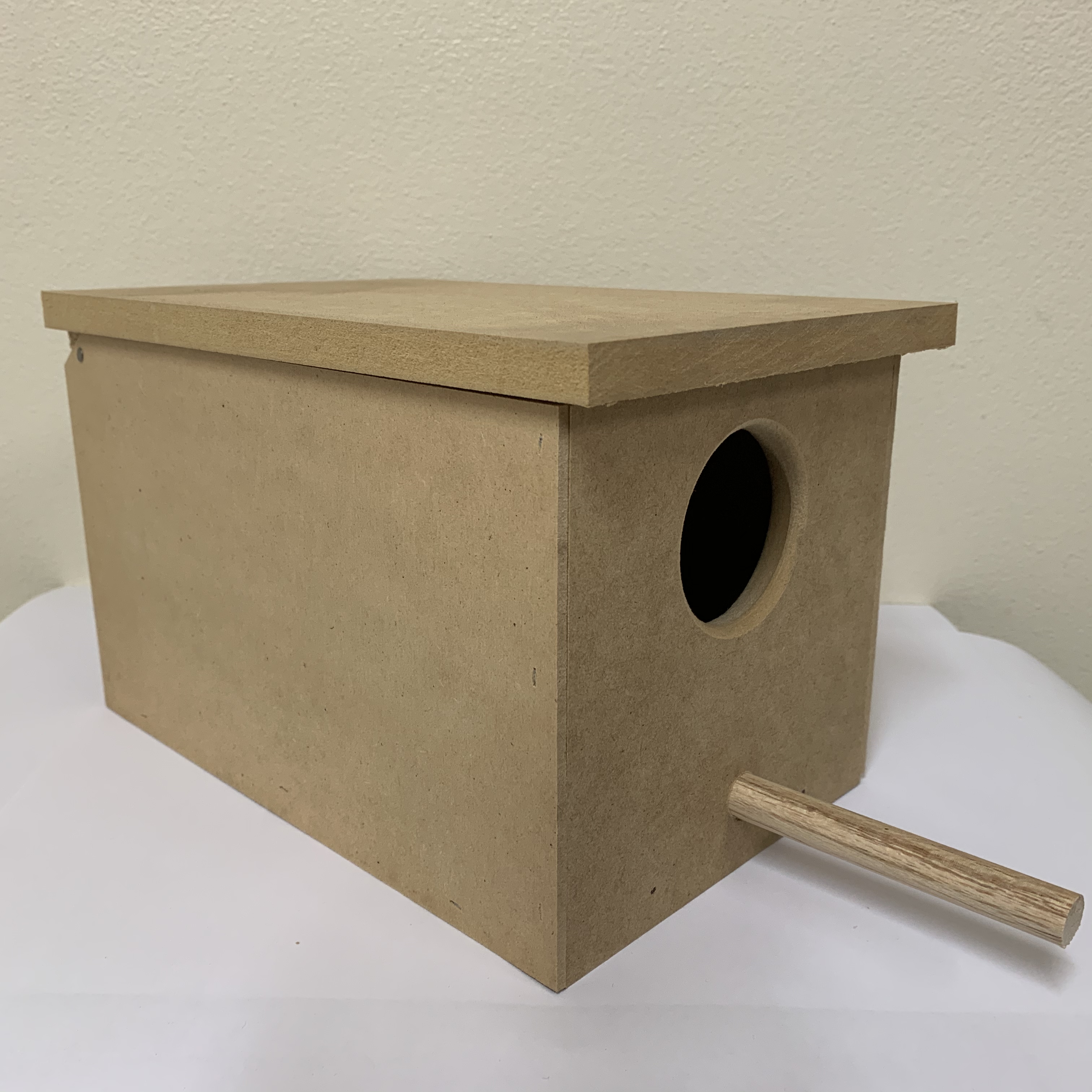 Wooden Budgie nest box w perch - Click Image to Close