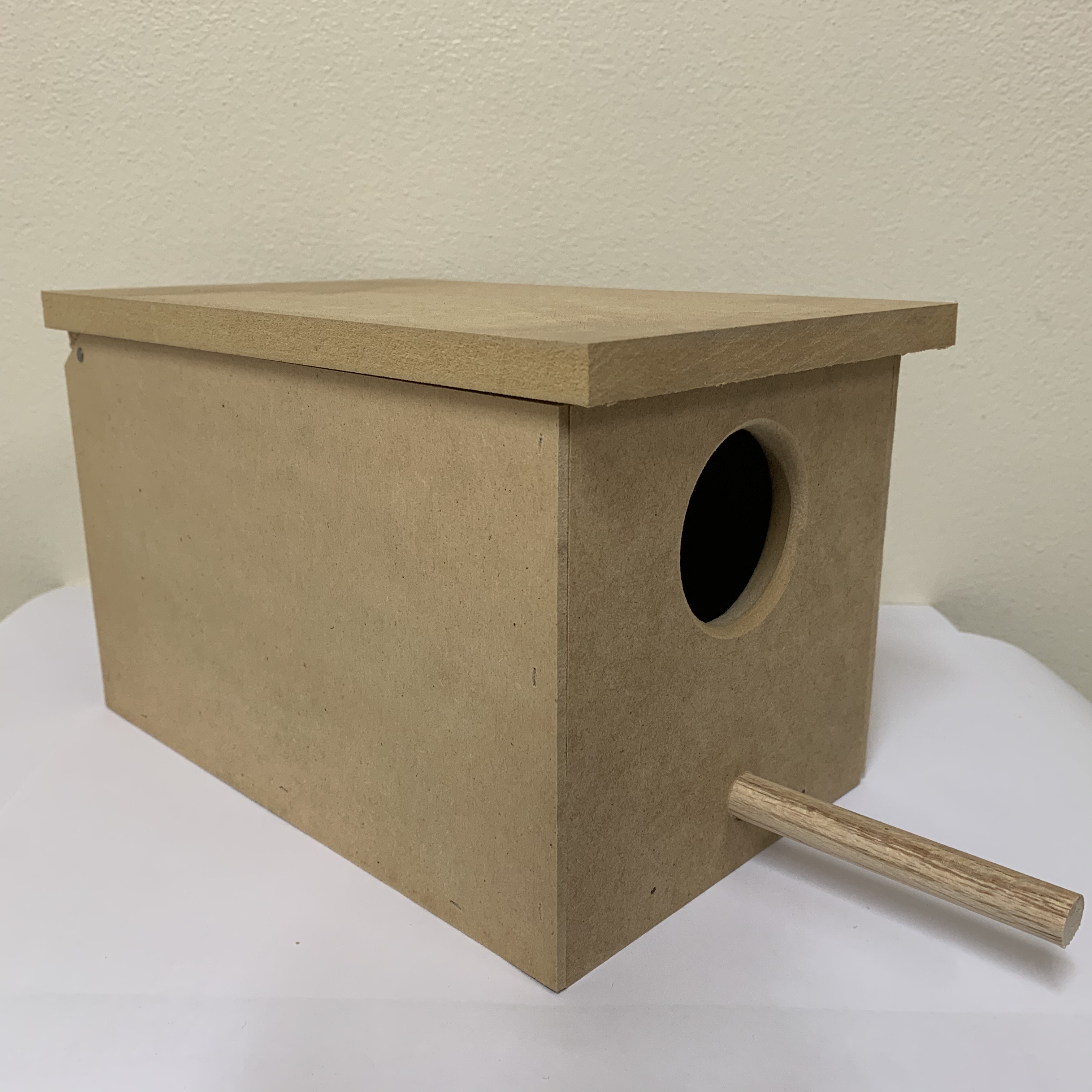 Wooden Budgie nest box w perch